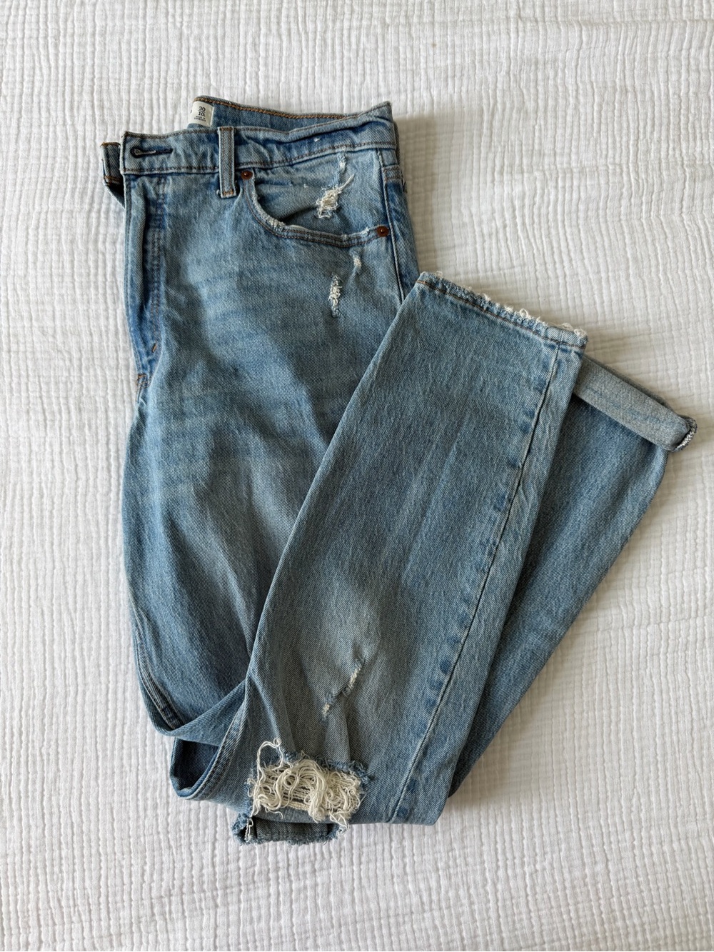 Abercrombie & Fitch Light Blue Relaxed Distressed Jeans